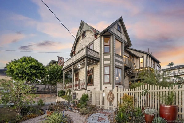 2163 BRANT ST, SAN DIEGO, CA 92101 - Image b7ad5f512932f5cfc03b37bdbfd8cf06/3245259942