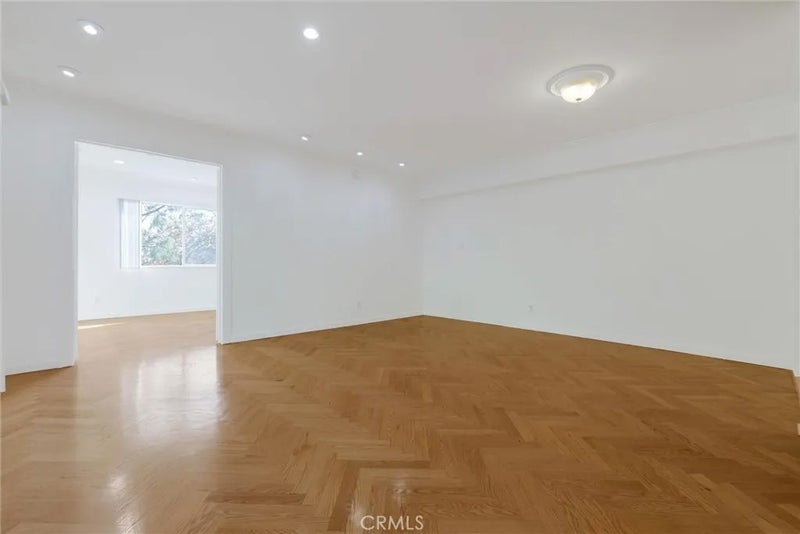 2700 Cahuenga Boulevard East 2217