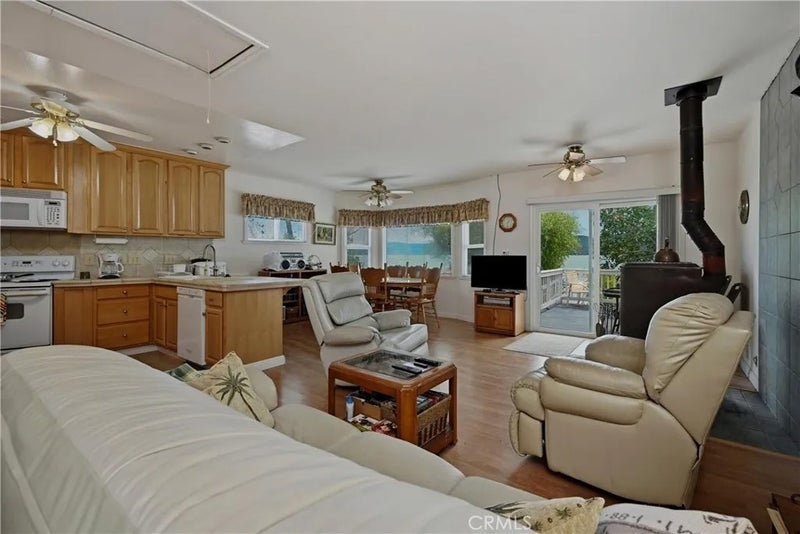 4075 Mesa Drive