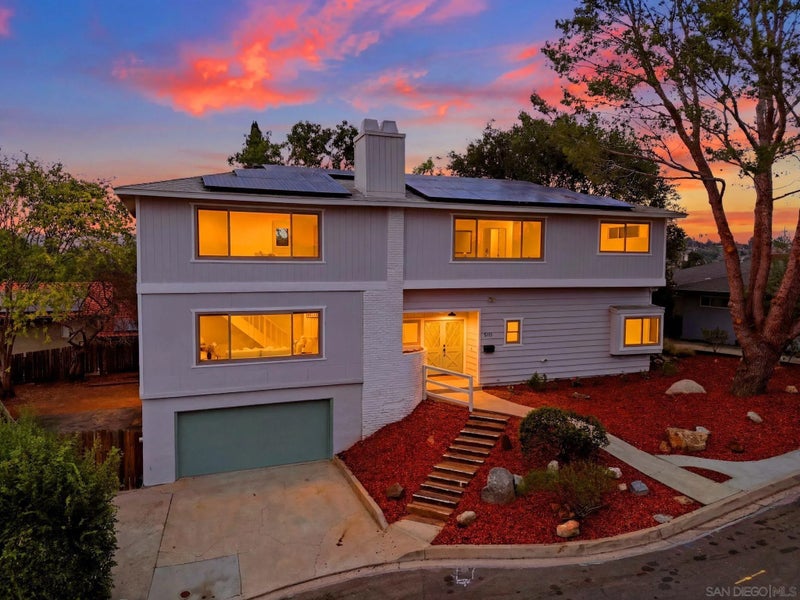 810 Omar Dr