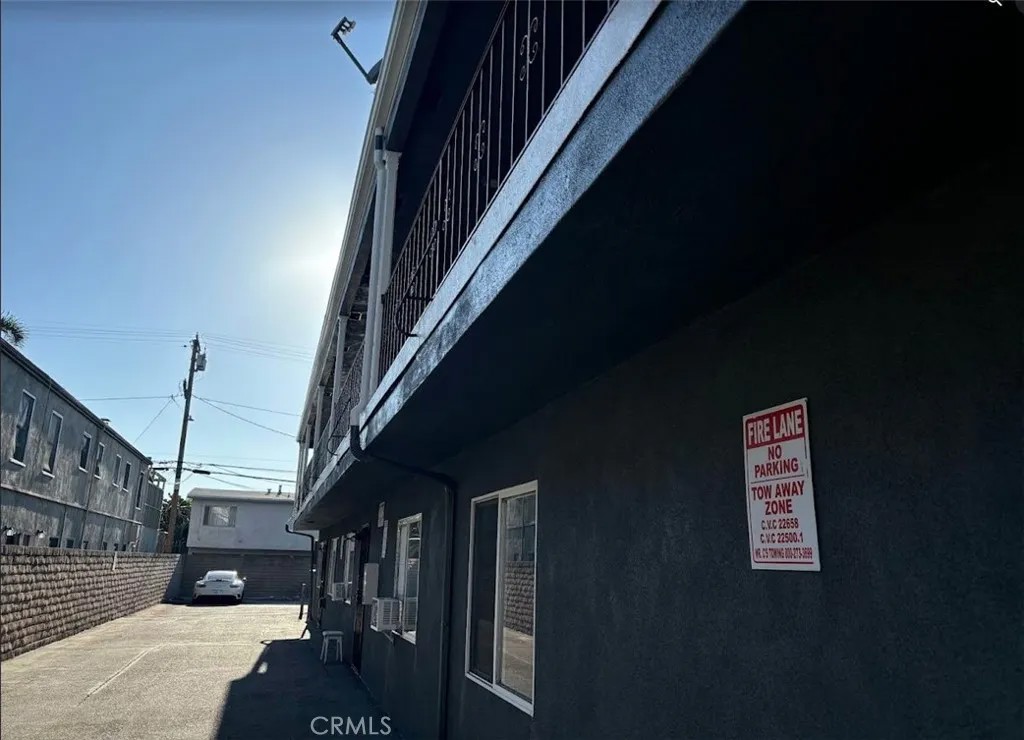1021 Pacific