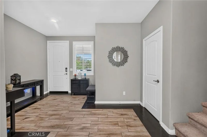 23347 Crystal Way