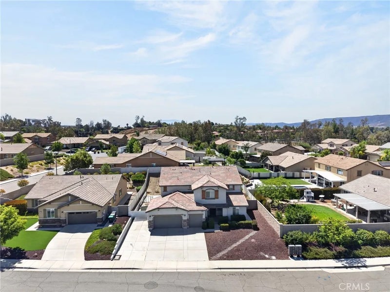 23347 Crystal Way