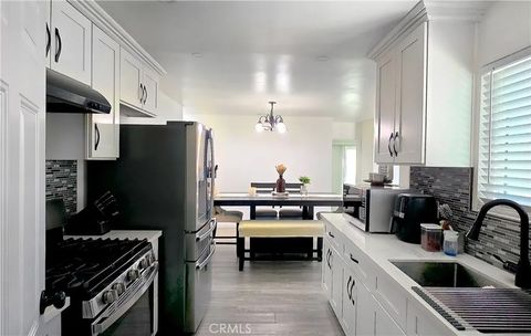Tiny photo for 13513 Leffingwell Rd, Whittier, CA 90605 (MLS # CV25229692)