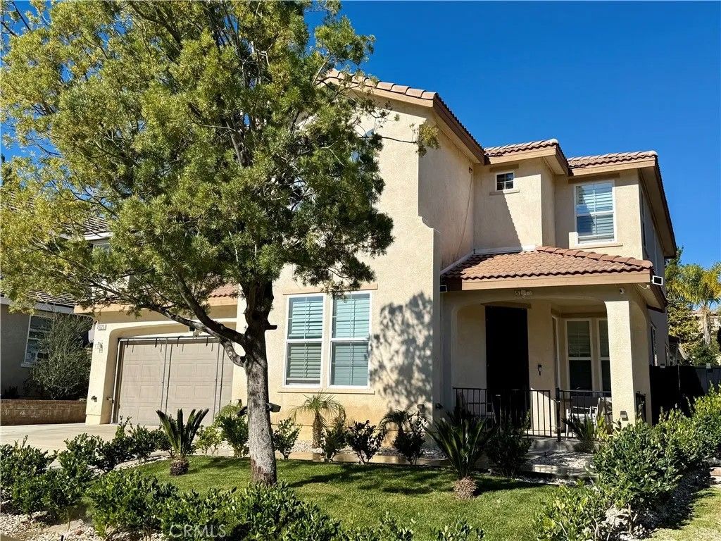 Photo of 29223 Bernardo Way, Valencia, CA 91354 (MLS # GD25281659)