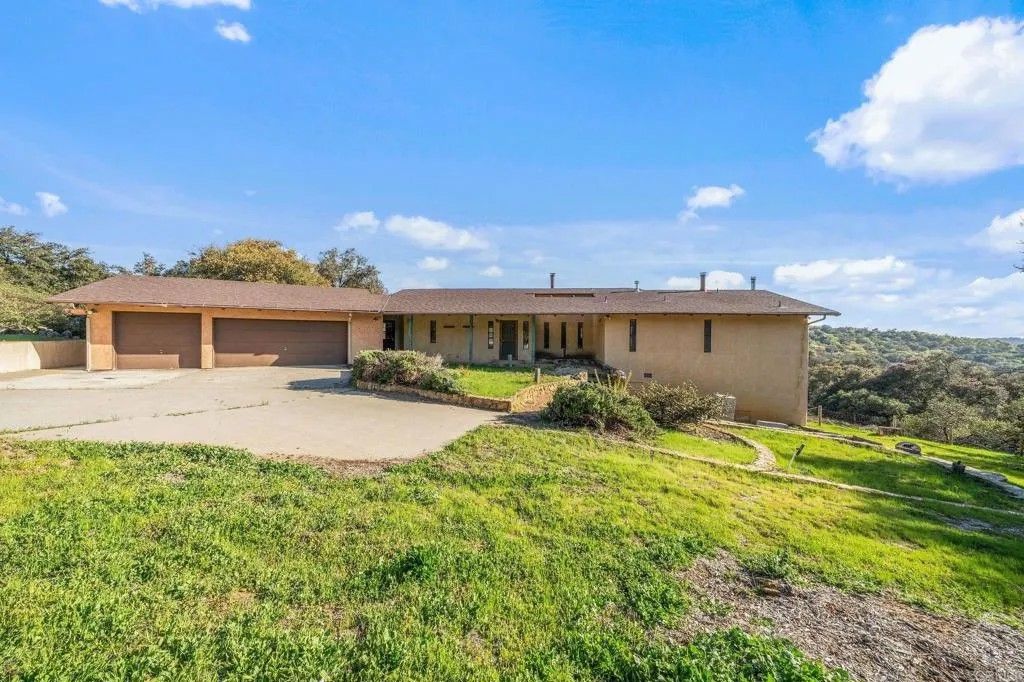 Photo of 3252 Pine Hills Road, Julian, CA 92036 (MLS # NDP2503840)