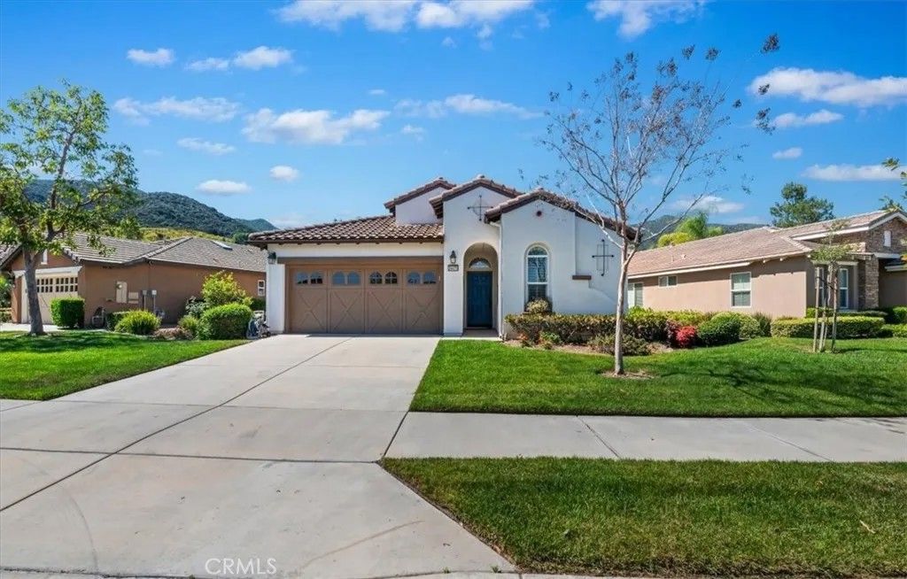 Photo of 24479 Chamois Ln, Corona, CA 92883 (MLS # IG26067140)