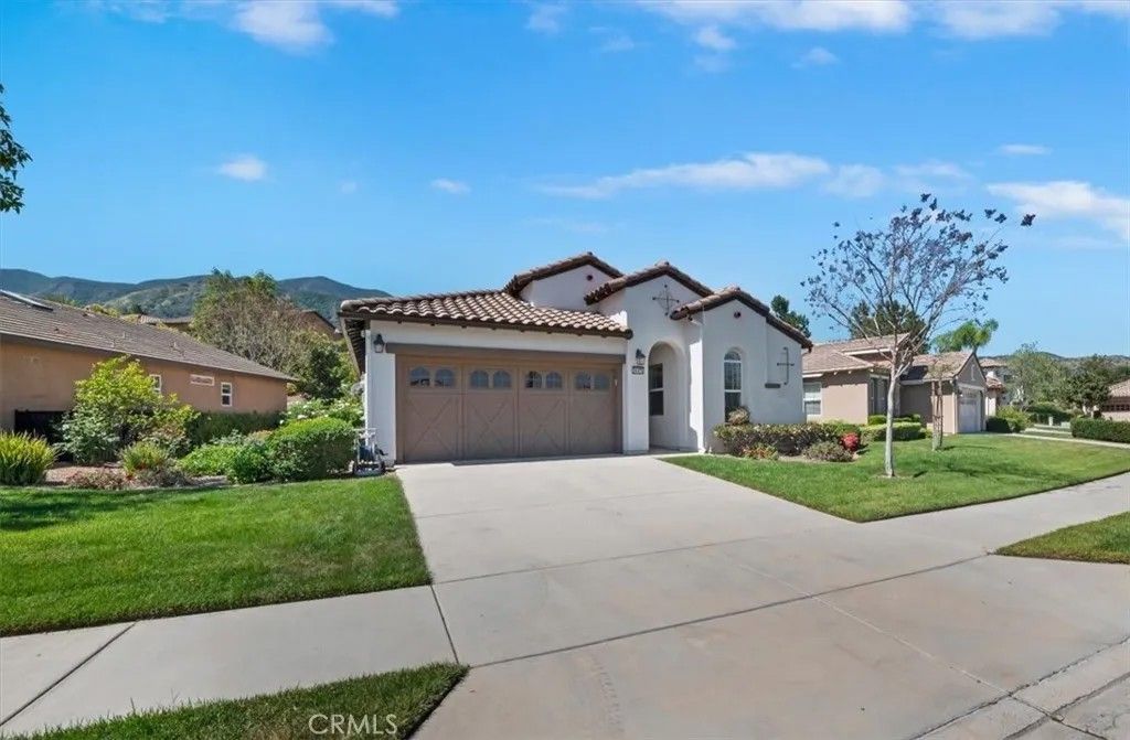 Photo of 24479 Chamois Ln, Corona, CA 92883 (MLS # IG26067140)