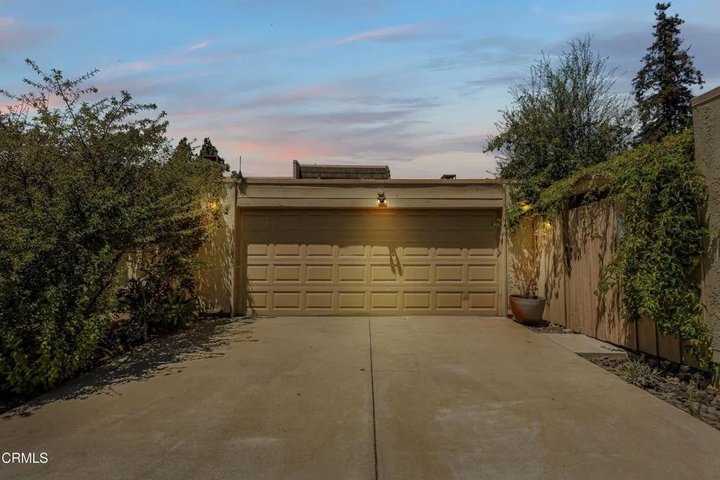 1541 Eucalyptus Circle