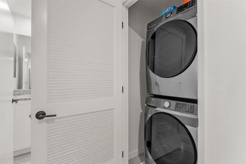 Tiny photo for 319 Minneola Place, Fallbrook, CA 92028 (MLS # NDP2510276)