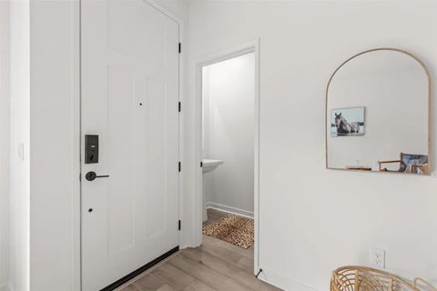 Tiny photo for 319 Minneola Place, Fallbrook, CA 92028 (MLS # NDP2510276)