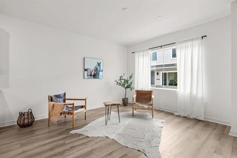 Tiny photo for 319 Minneola Place, Fallbrook, CA 92028 (MLS # NDP2510276)