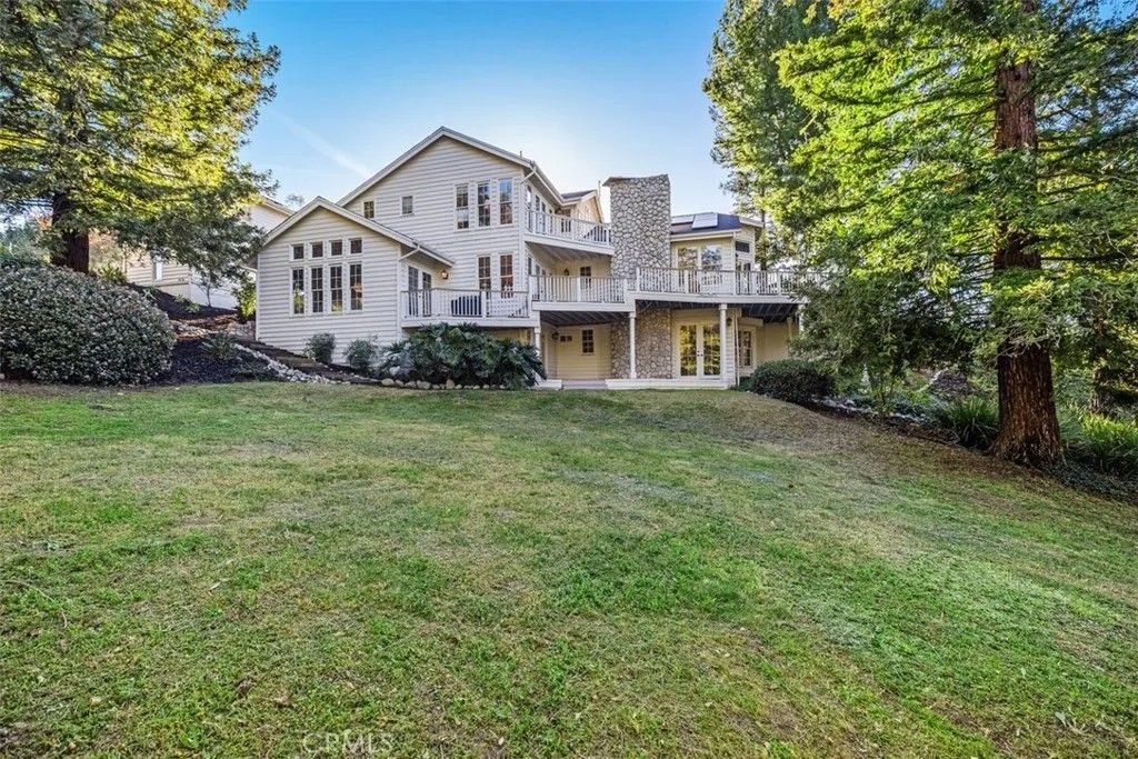 Photo of 31841 Via Faisan, Coto De Caza, CA 92679 (MLS # OC26040743)