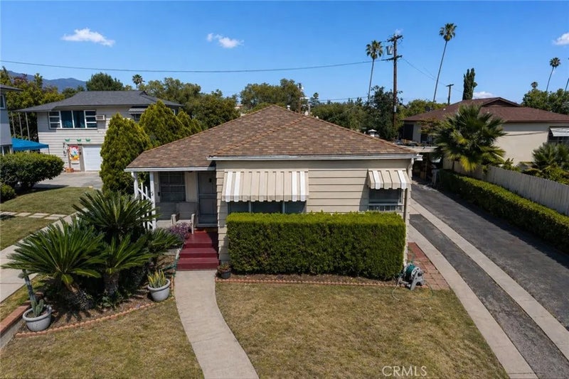 44 N Berkeley Avenue