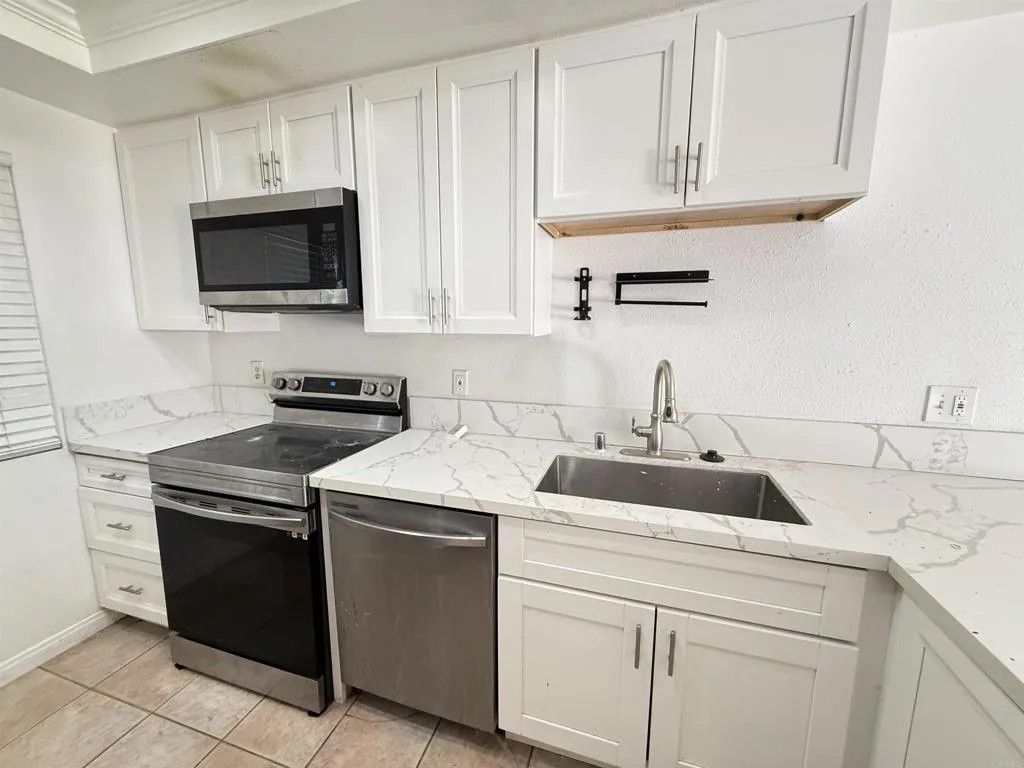 Photo of 475 N Midway Drive #169, Escondido, CA 92027 (MLS # NDP2510750)