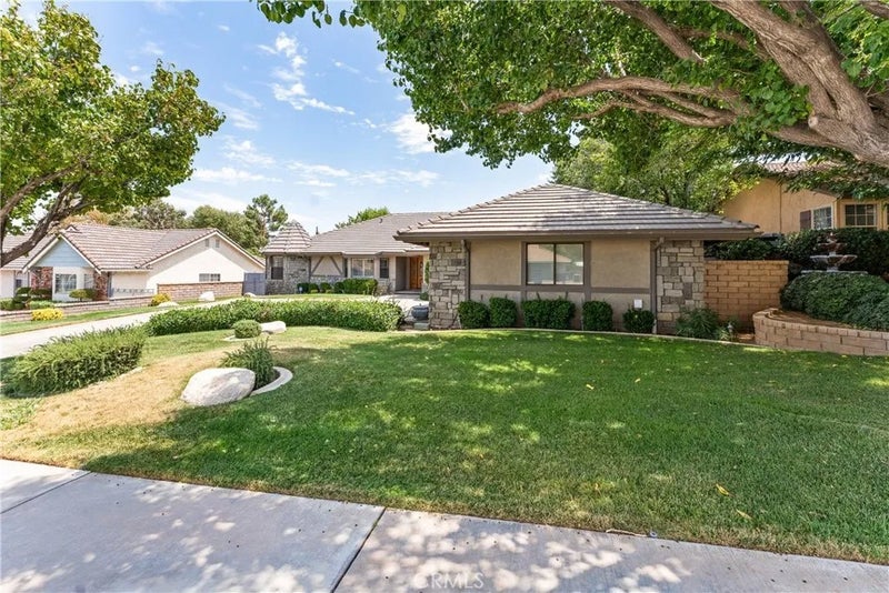 41628 Crispi Lane