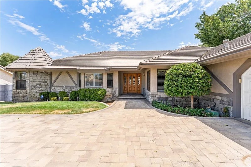 41628 Crispi Lane