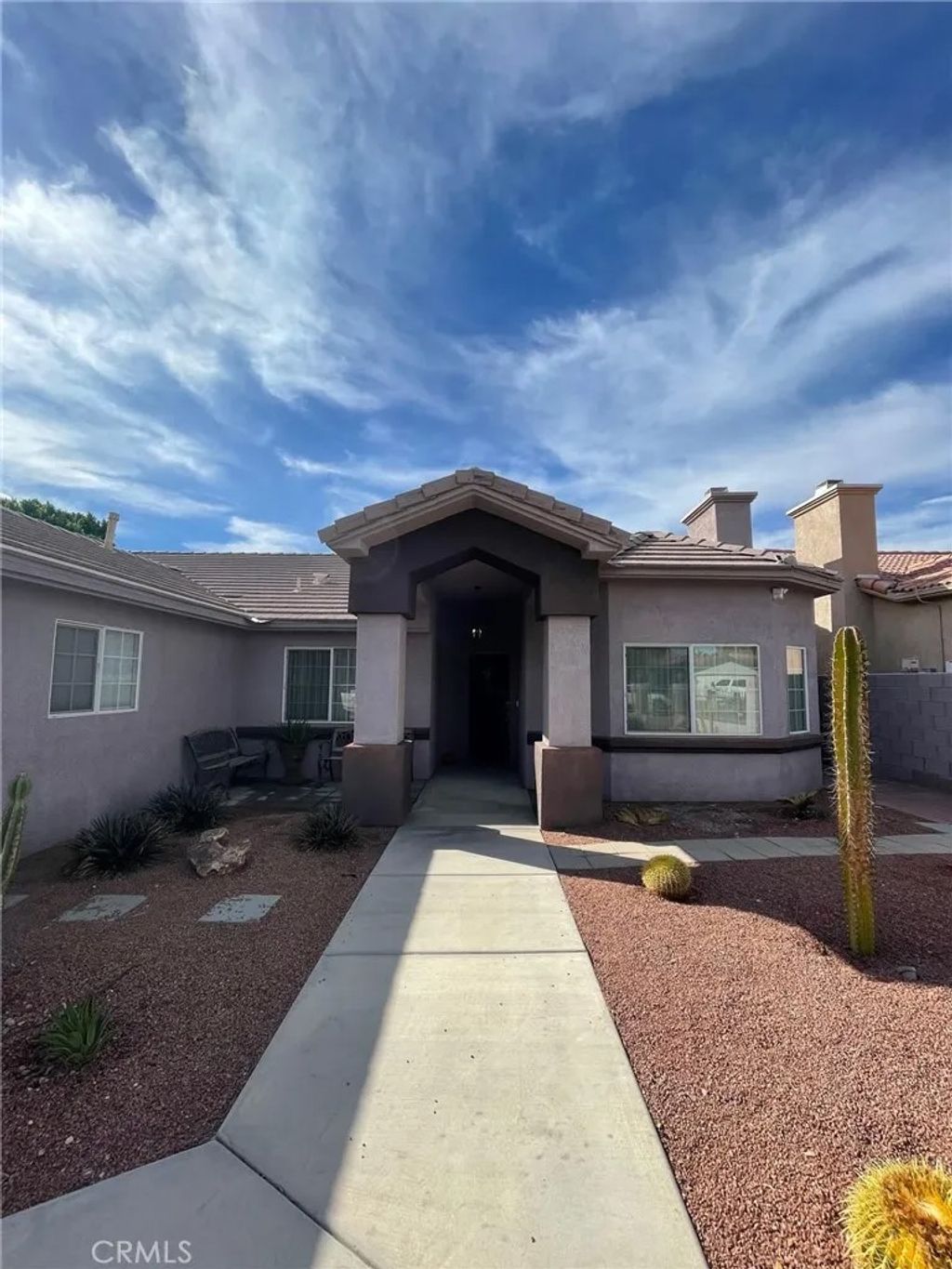 Photo of 31325 Avenida La Gaviota, Cathedral City, CA 92234 (MLS # SR26061407)