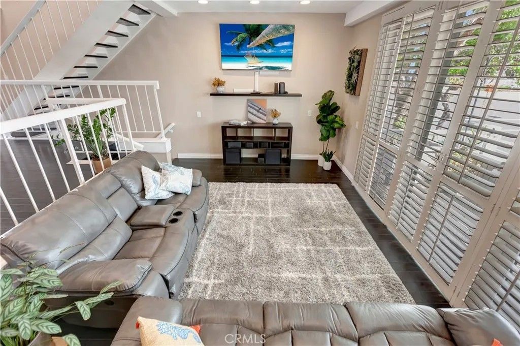 Photo of 2 Escapade Court, Newport Beach, CA 92663 (MLS # OC26078160)