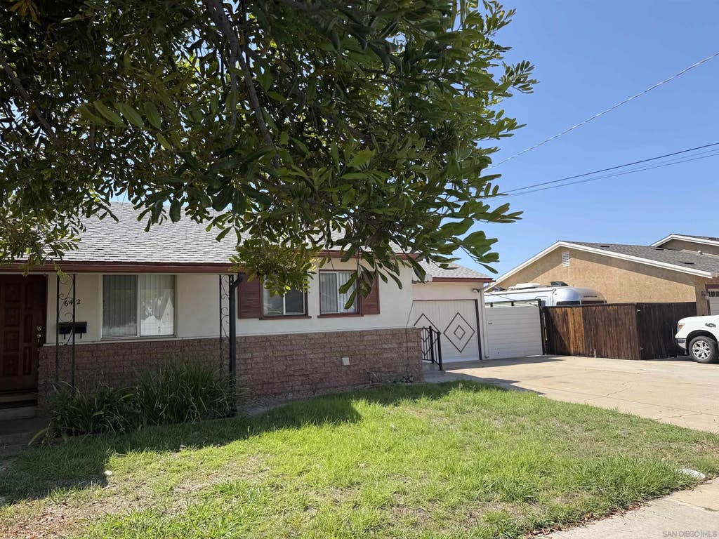 Photo of 6412 Clara Lee Avenue, San Diego, CA 92120 (MLS # 260020345)