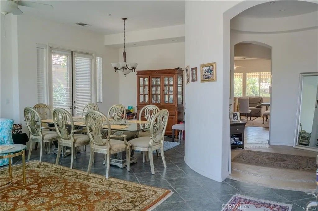 Photo of 41 Vista Mirage Way, Rancho Mirage, CA 92270 (MLS # SR26001783)