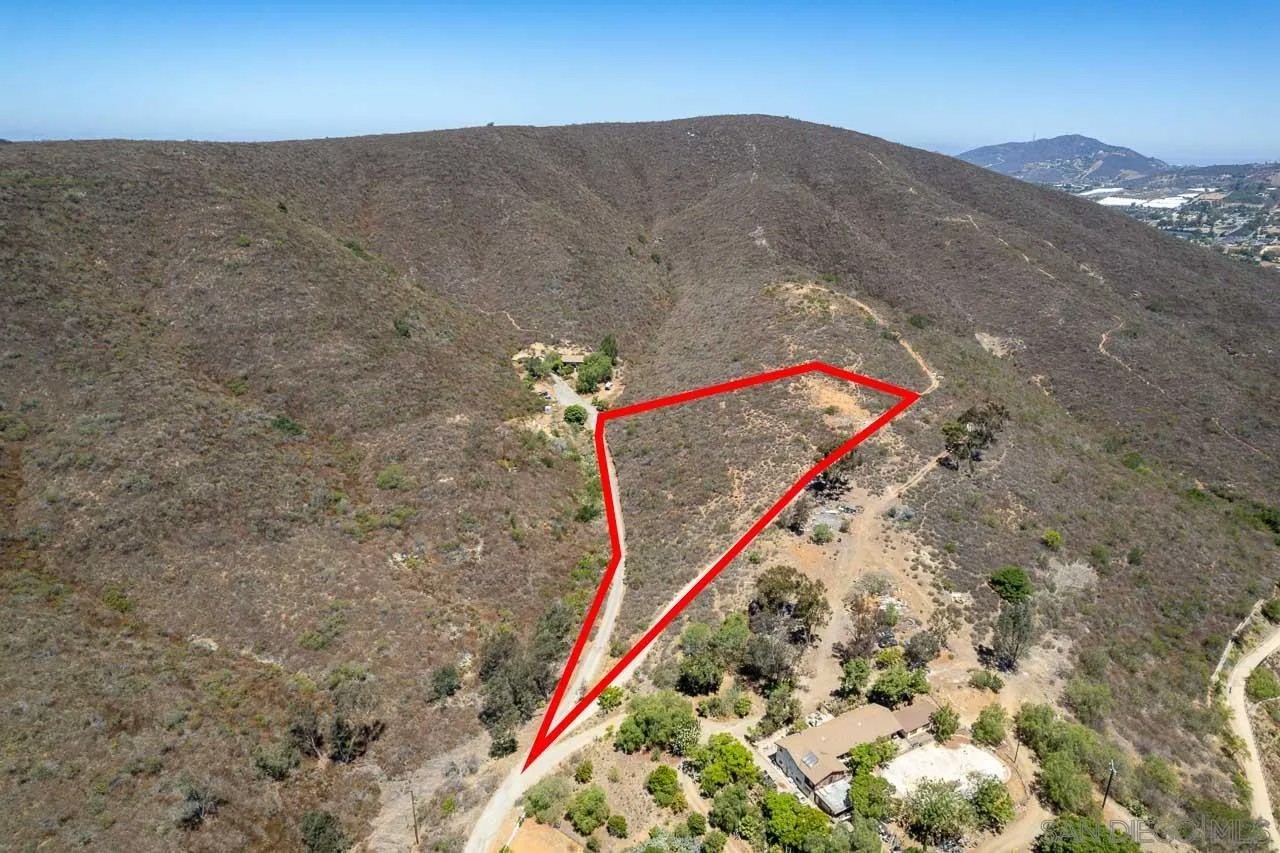 N Twin Oaks Valley Rd 0