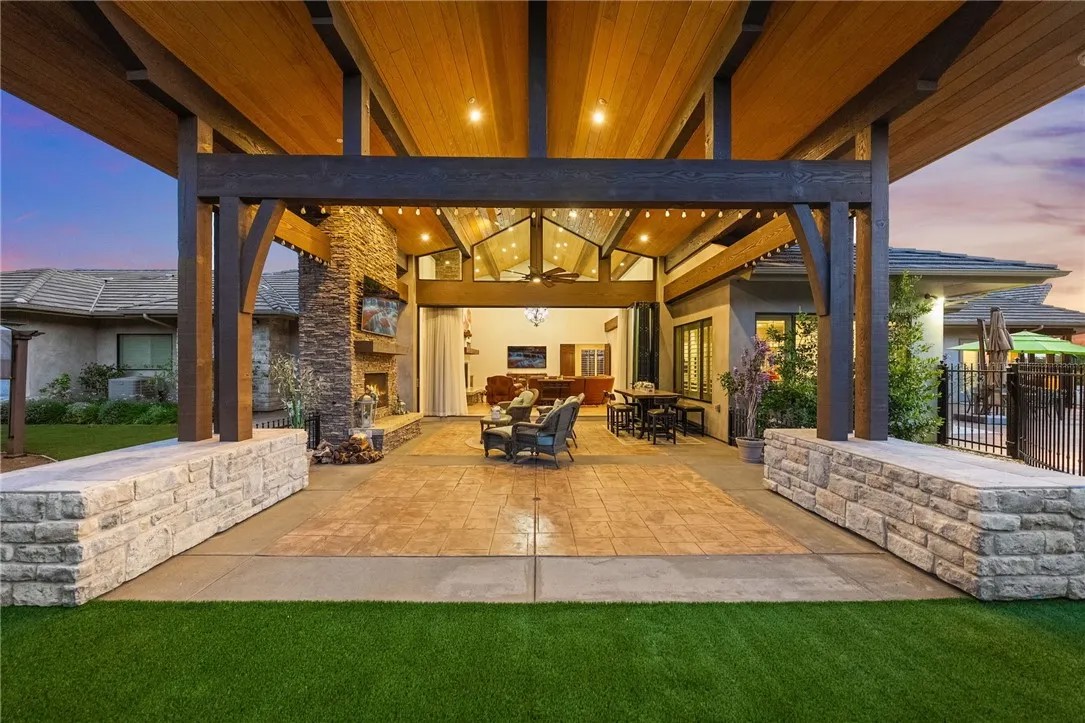 45166 Oak Manor Court