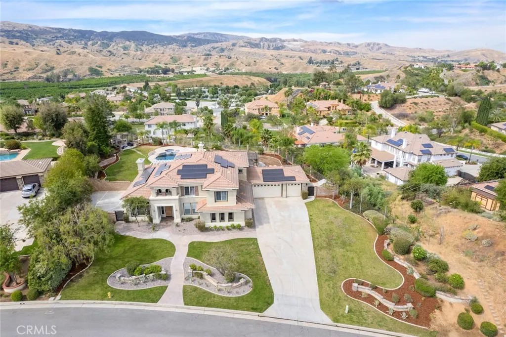1910 Mesa View Lane