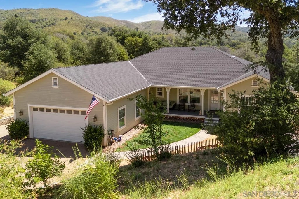 Photo of 4823 Belvedere DR, Julian, CA 92036 (MLS # 260018508)