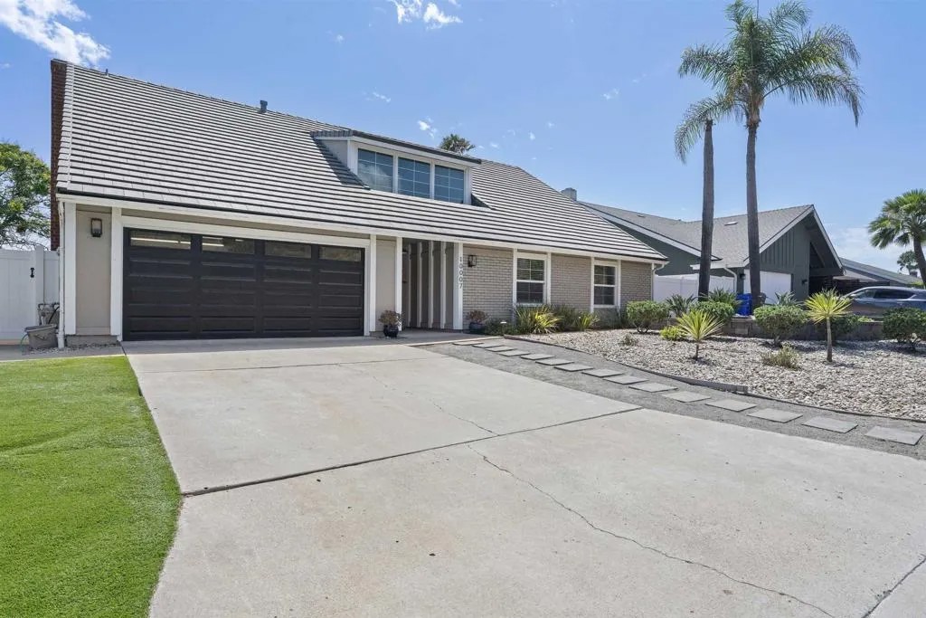 10007 Helix Mont Circle