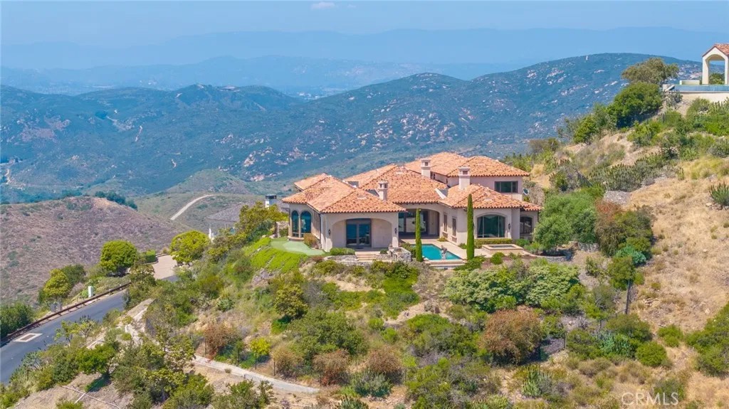 7811 Camino De Arriba