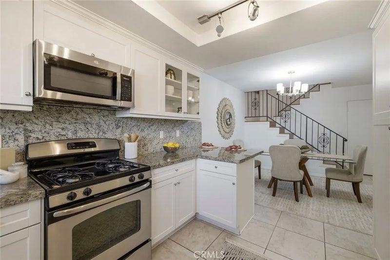 2300 Carnegie Lane 4