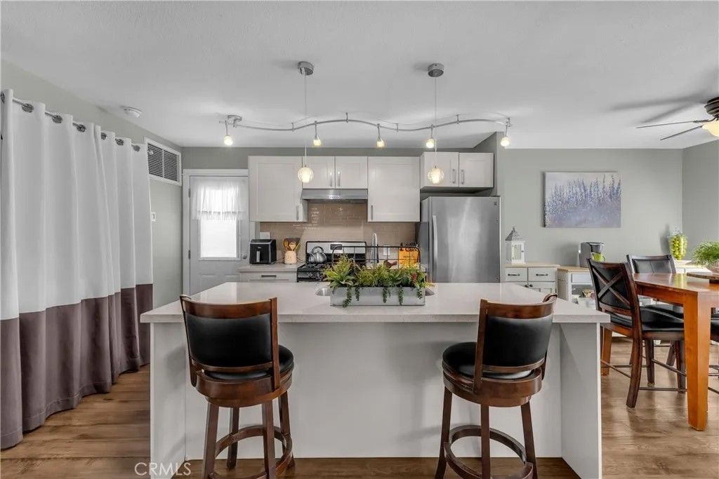 Photo of 25 Diamond #25, Palm Desert, CA 92260 (MLS # IG26054859)