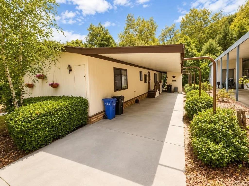 Photo of 8975 Lawrence Welk Drive #438, Escondido, CA 92026 (MLS # NDP2606819)