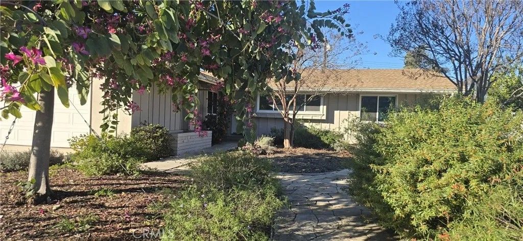 Photo of 1056 N Shaffer St, Orange, CA 92867 (MLS # OC26013875)