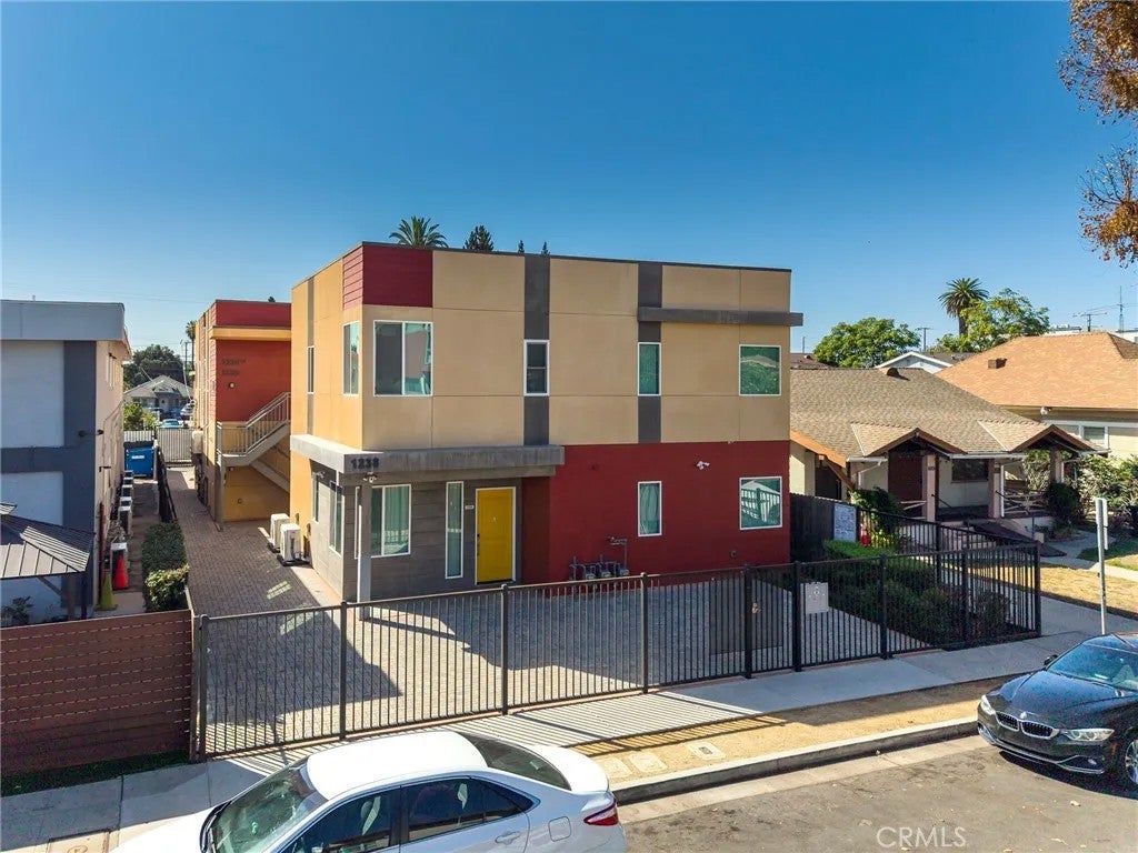 Photo of 1236 W 37th, Los Angeles, CA 90007 (MLS # GD26233908)