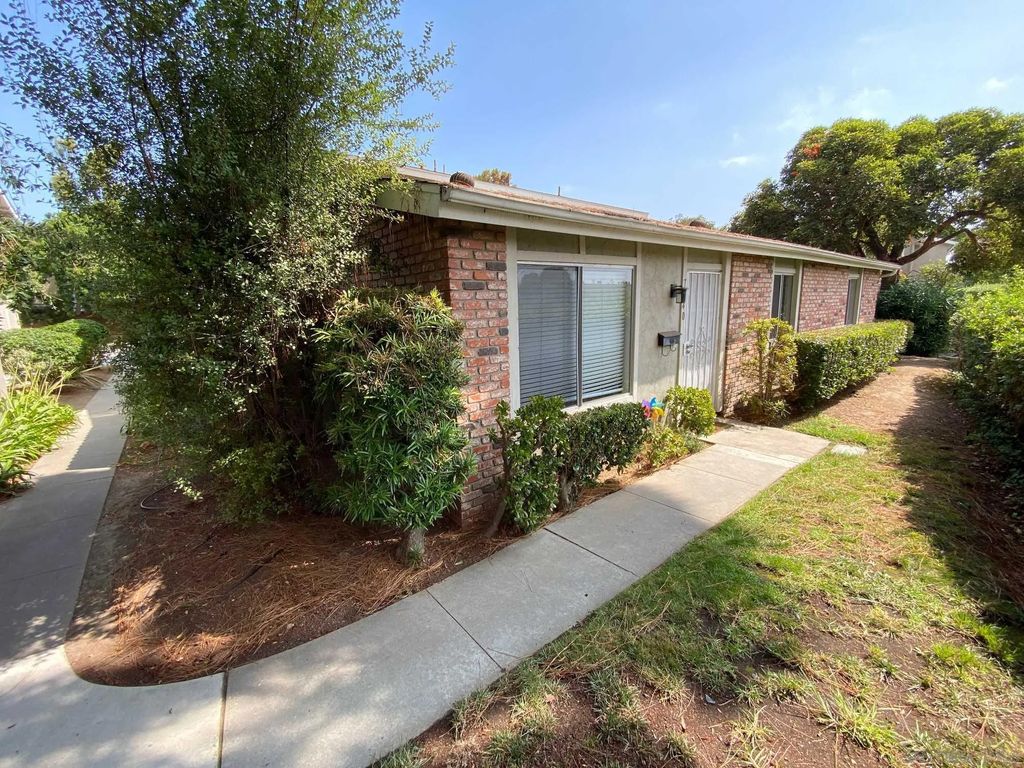Photo of 7940 Camino Jonata, San Diego, CA 92122 (MLS # 260010936)