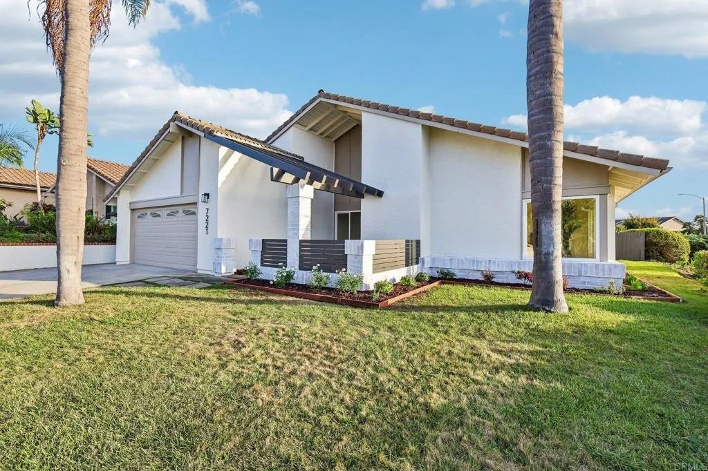 7221 Wisteria Way