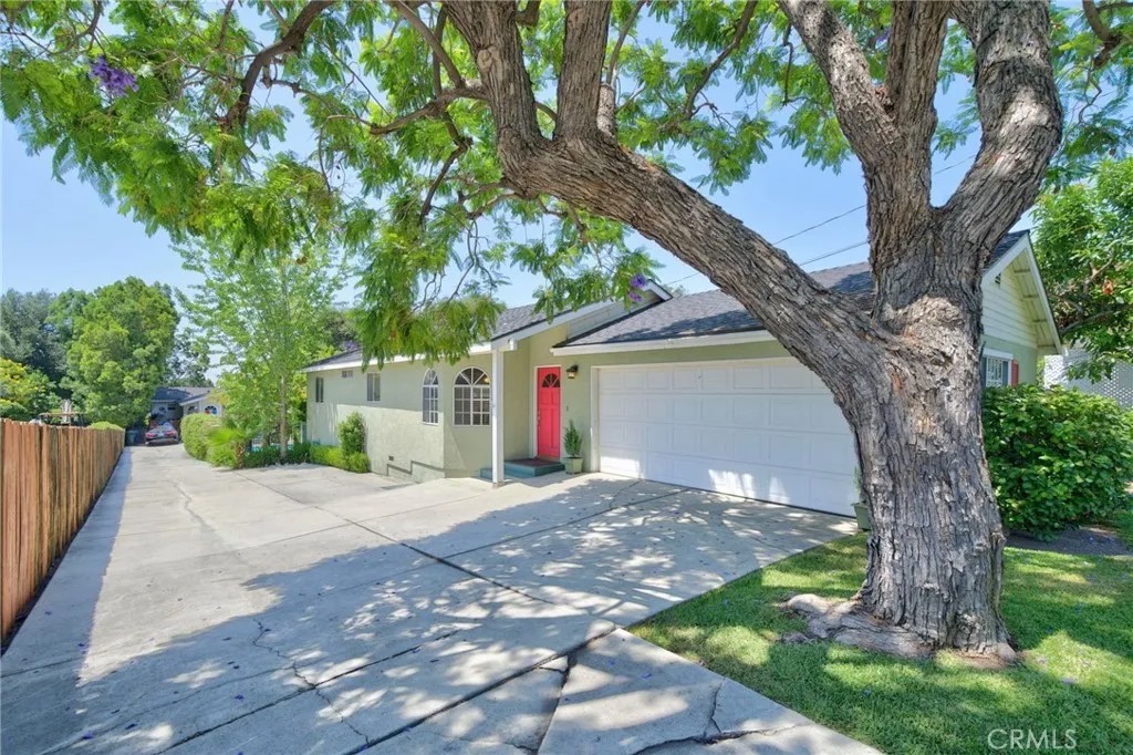 300 W Laurel Avenue