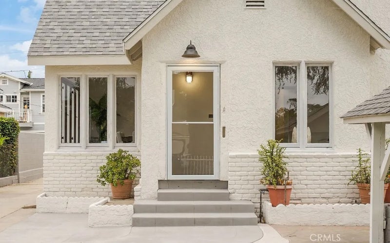 2070 El Sereno