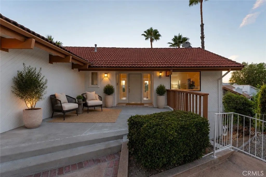 22497 Venido Road