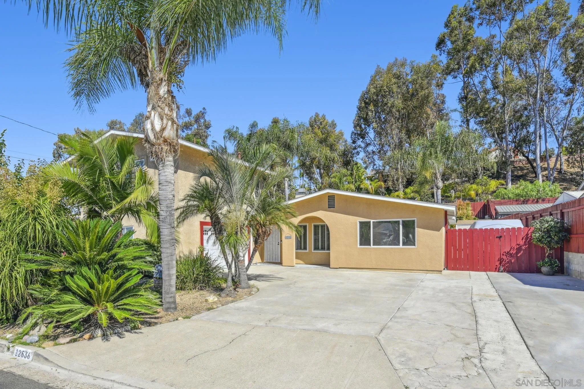 12536 Glen Oak Rd