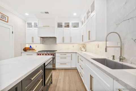 6467 Alexandri Cir Carlsbad CA 92011