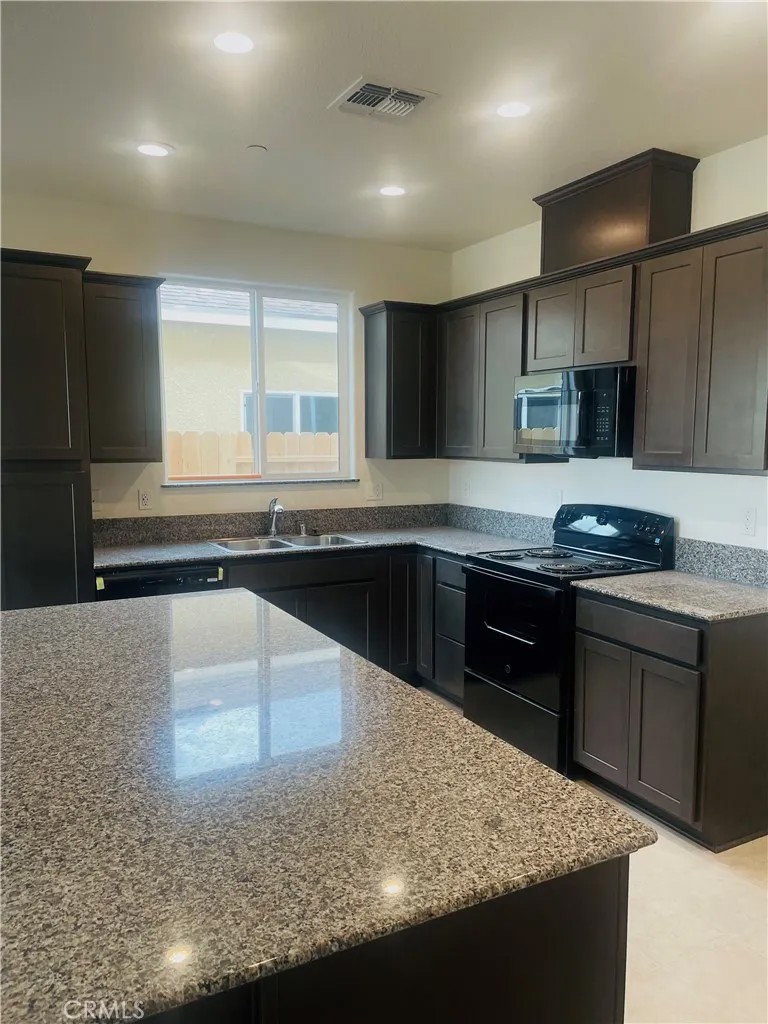 18 Squaw Valley Ct.