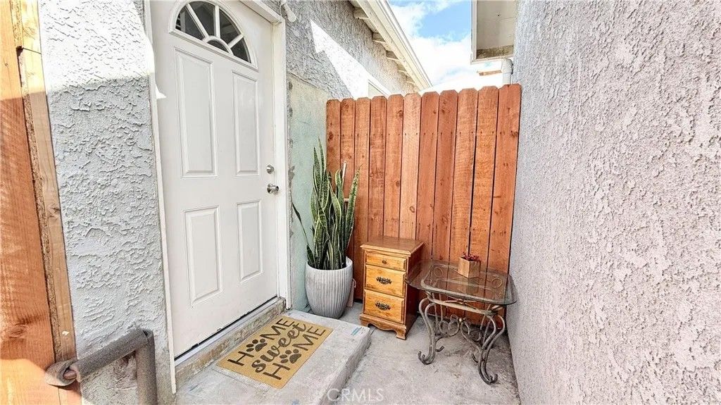 Photo of 8146 Matilija Ave, Panorama City, CA 91402 (MLS # GD26091426)