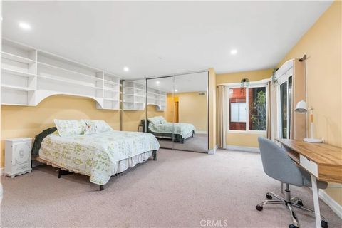 Tiny photo for 4646 Maytime Ln, Culver City, CA 90230 (MLS # GD25253156)