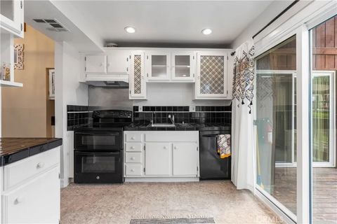 Tiny photo for 4646 Maytime Ln, Culver City, CA 90230 (MLS # GD25253156)