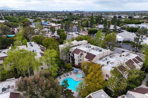Tiny photo for 4646 Maytime Ln, Culver City, CA 90230 (MLS # GD25253156)
