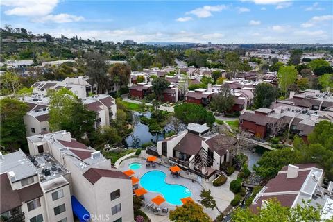 Tiny photo for 4646 Maytime Ln, Culver City, CA 90230 (MLS # GD25253156)