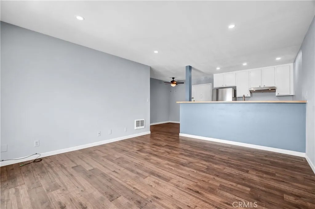 363 Newport Avenue 113